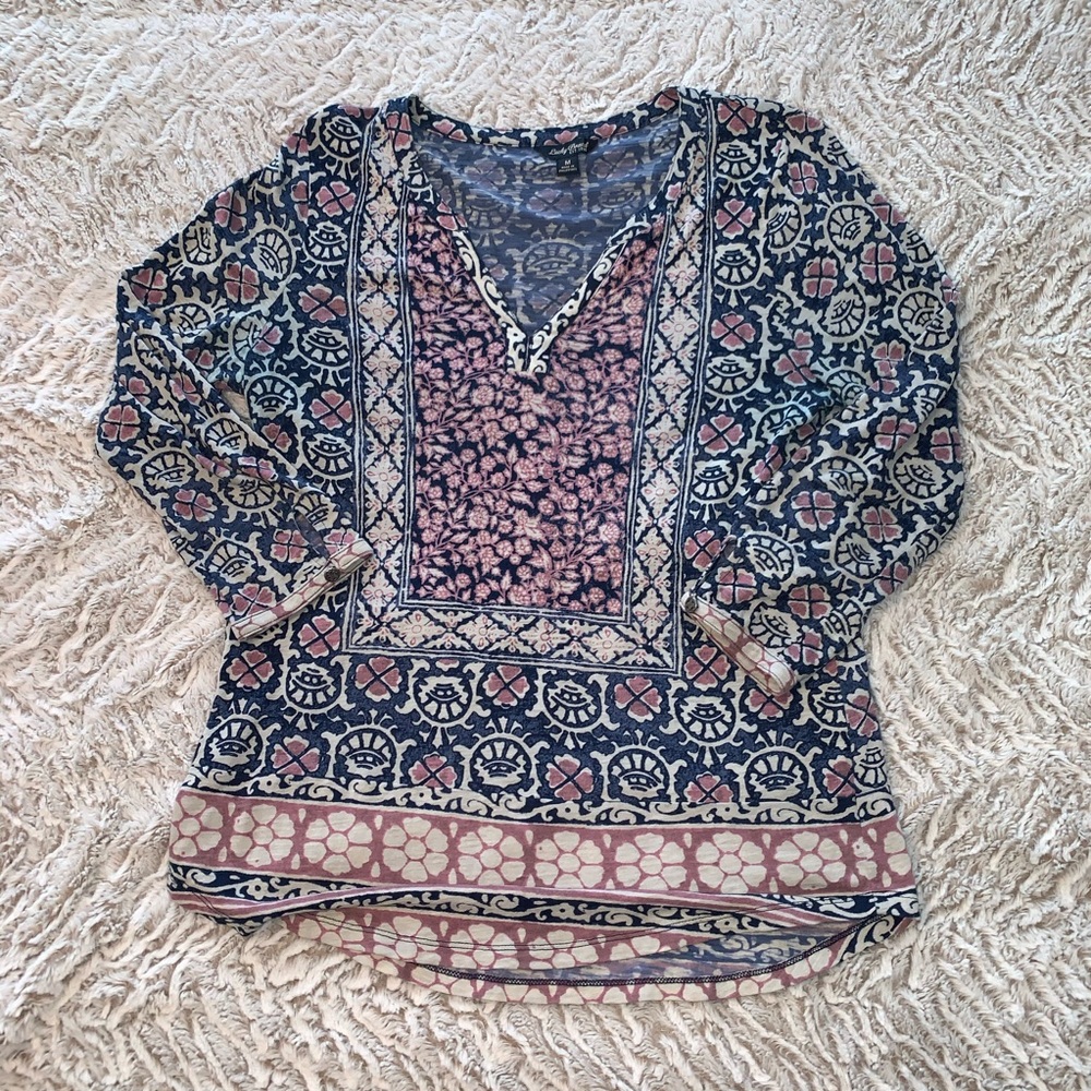 Lucky Brand Woman’s Top